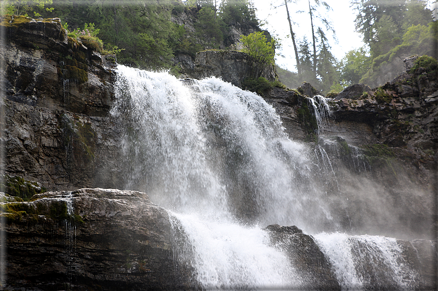 foto Cascate di mezzo in Vallesinella